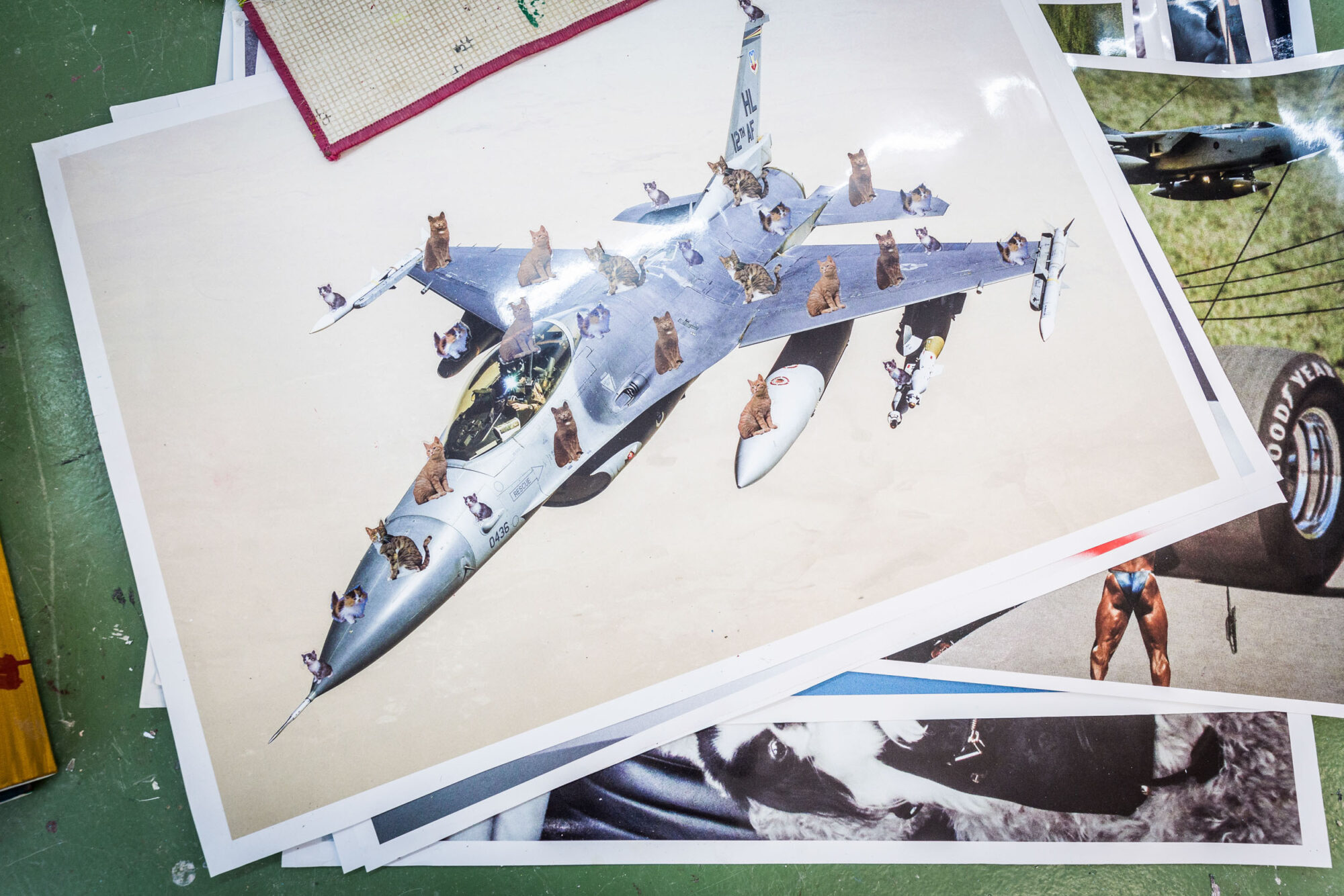 St. Gallen, Schweiz, 21. Mai 2013 - Beni Bischof, Kuenstler in seinem Atelier.