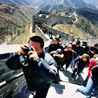 CHINA REPORTAGE IM MAERZ UND APRIL 2005

THE GREAT WALL, DIE CHINESISCHE MAUER MIT TOURISTEN. BILD AUS CHINA FUER EINE AUSSTELLUNG IN ST. GALLEN

PHOTO BY DANIEL AMMANN
