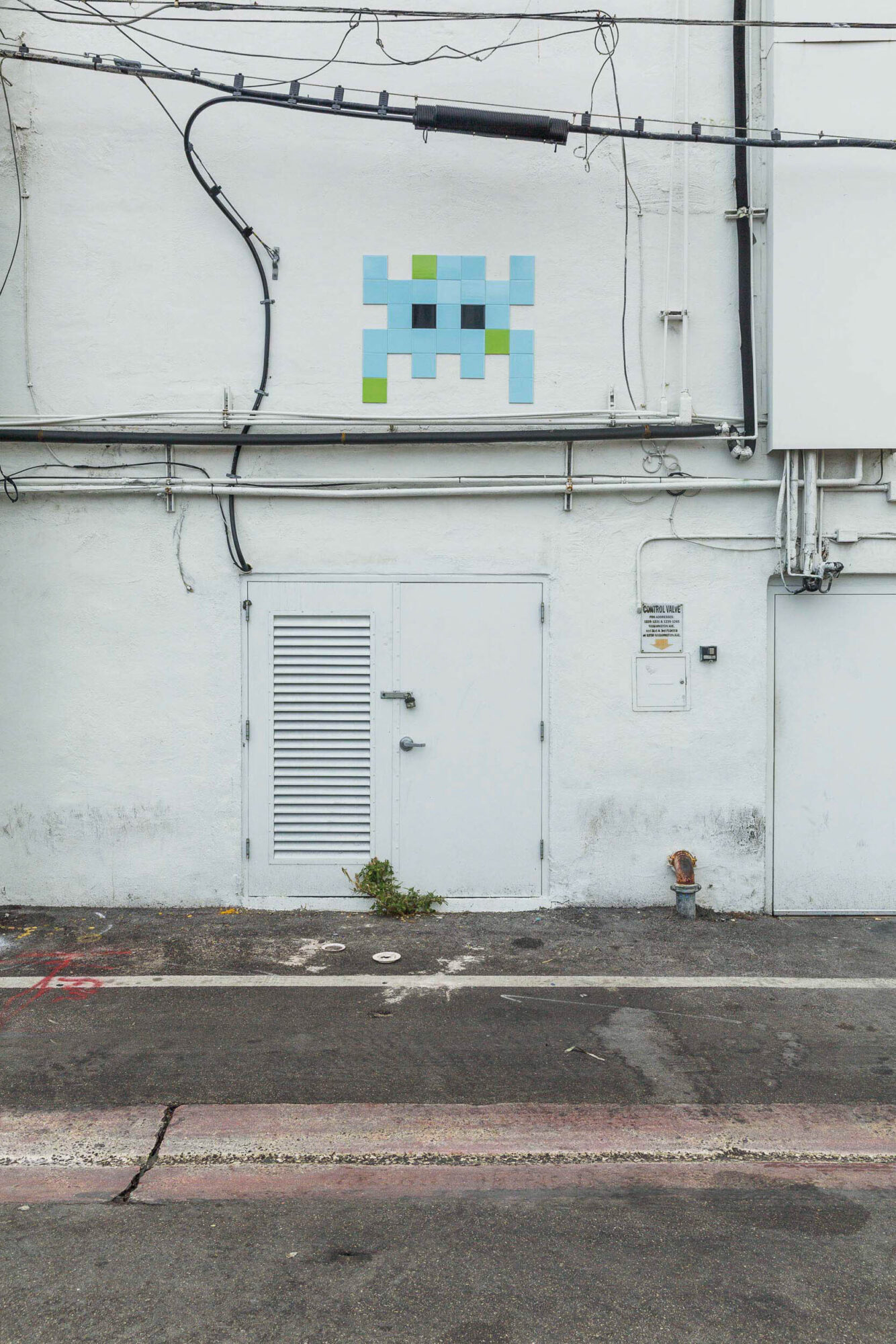 Miami Beacg, Florida, USA, 11. April 2013 - Miami Beach, Menschen am Strand und in der Art Deco Stadt.