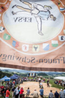 Oberbuehl, Huttwil, Bern, Schweiz, 8. Mai 2011 - Frauenschwingen in Oberbuehl.