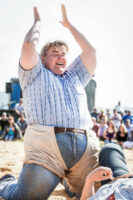 Oberbuehl, Huttwil, Bern, Schweiz, 8. Mai 2011 - Frauenschwingen in Oberbuehl.