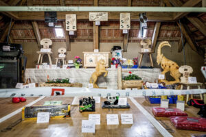 Oberbuehl, Huttwil, Bern, Schweiz, 8. Mai 2011 - Frauenschwingen in Oberbuehl.