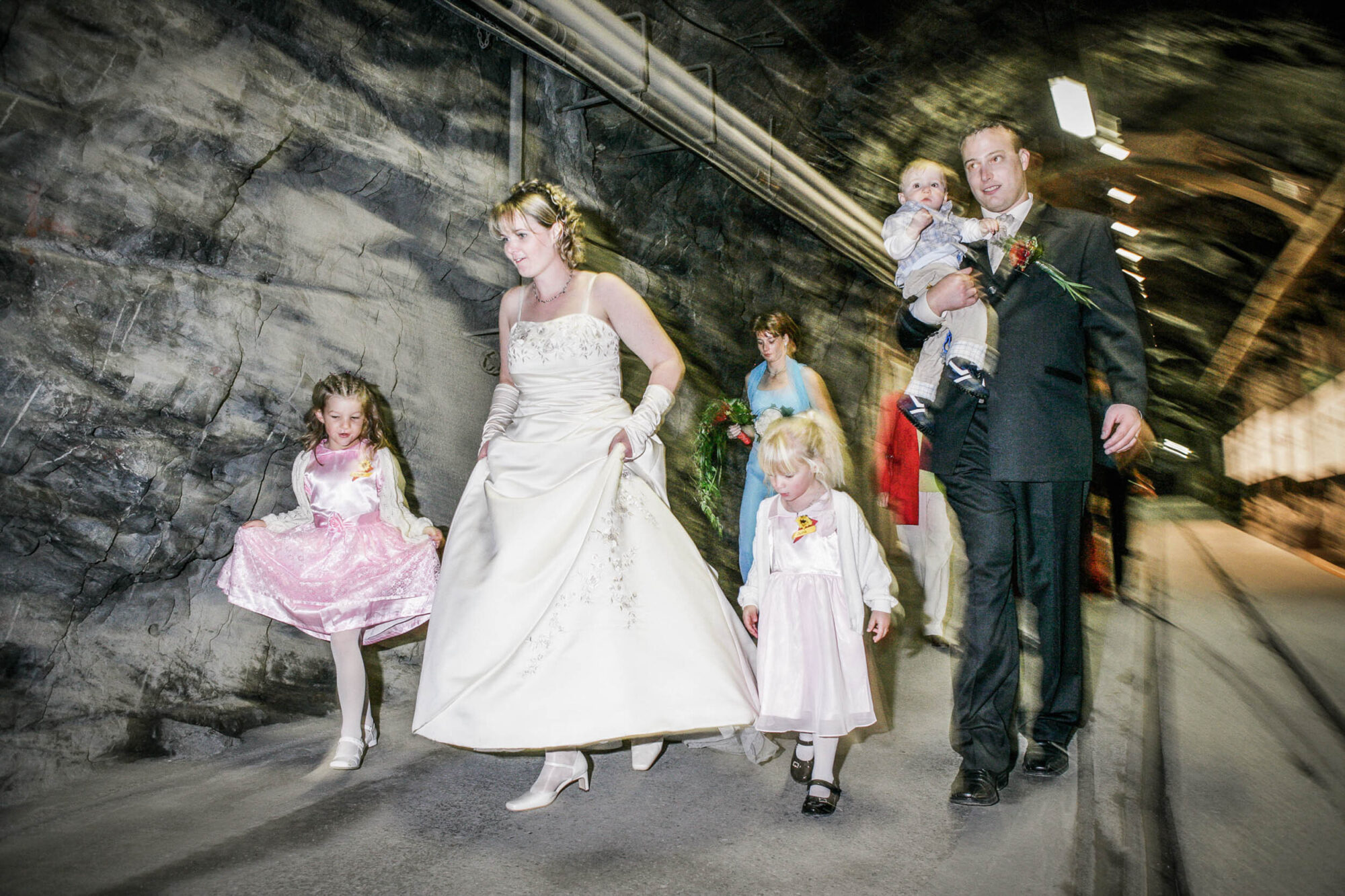 SCHWEIZ, SARGANS, MELS. 16. SEPTEMBER 2006 - BILD AUS DEM VERSUCHSTOLLEN HAGERBACH. HOCHZEIT VON DAIELA UND INGO CRAMER.

FOTO BY DANIEL AMMANN