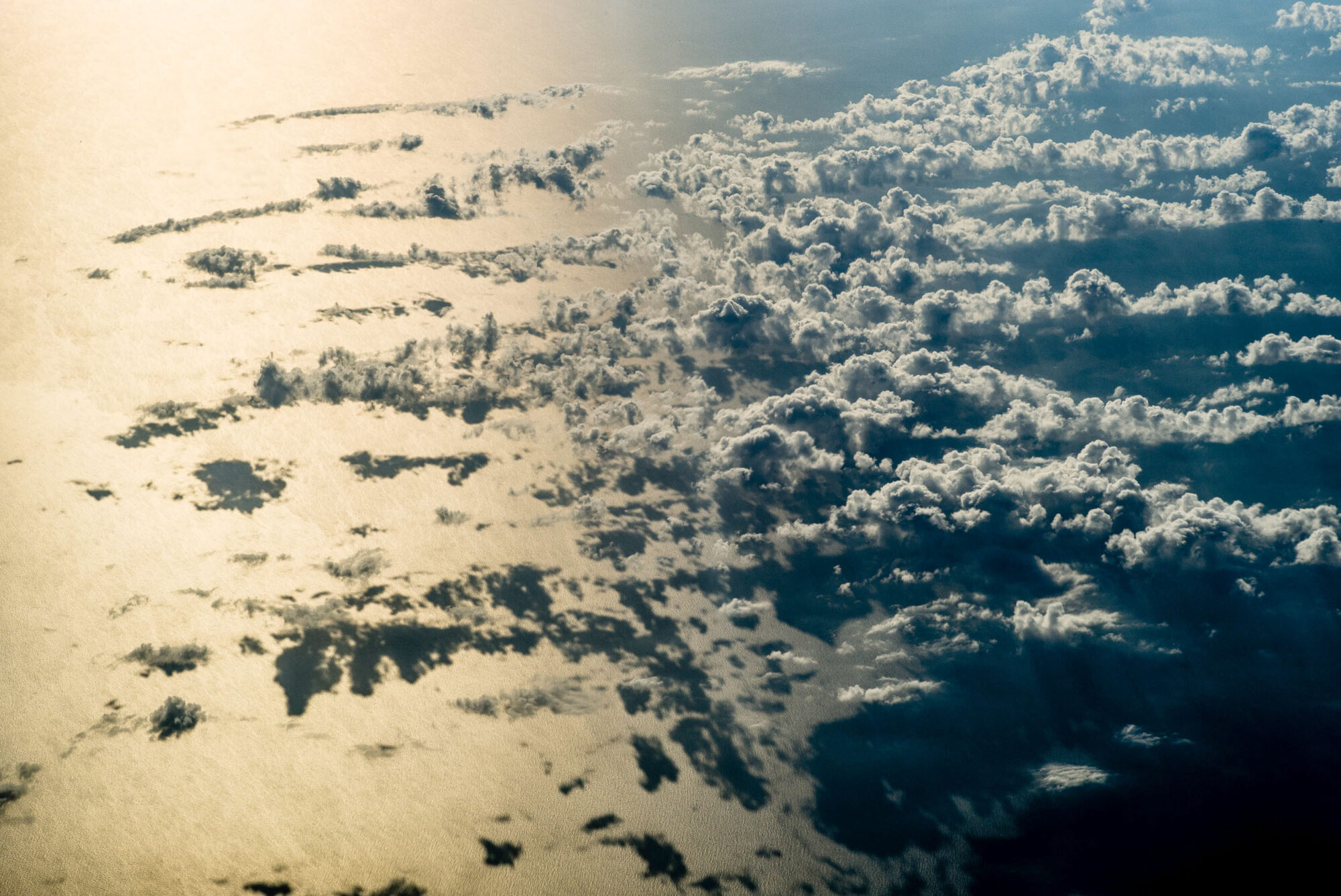 Bergen, Norwegen, 22. August 2013 - Reise mit dem Flugzeug von Zuerich nach Bergen, Hurtigruten.