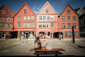 Bergen, Norwegen, 22. August 2013 - Reise mit dem Flugzeug von Zuerich nach Bergen, Hurtigruten.