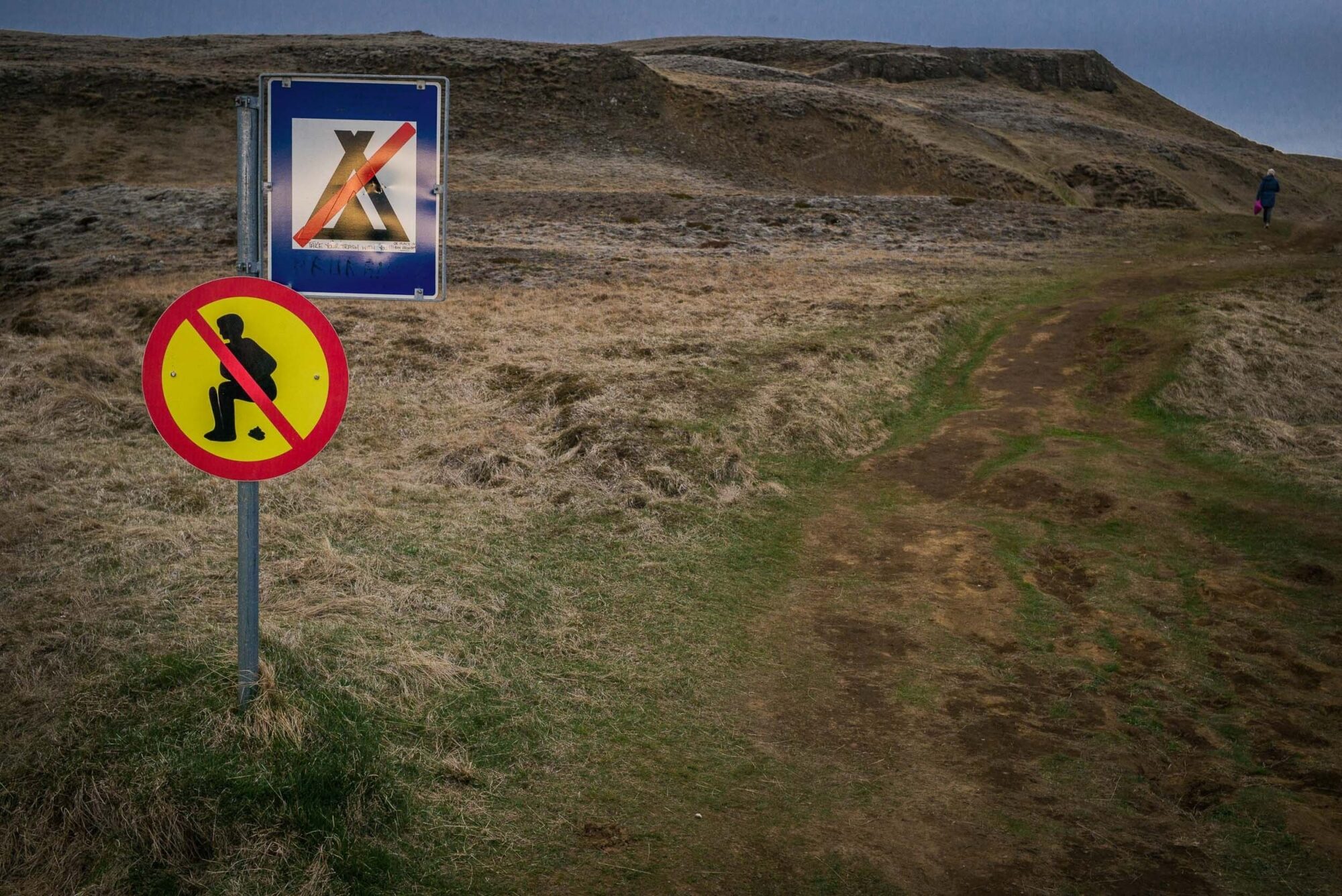 Myvatn, Hoefl, Island, 17. Mai 2016 - Reportage in Island, Schwarzer Strand und Wasserfall und Hot Pot.