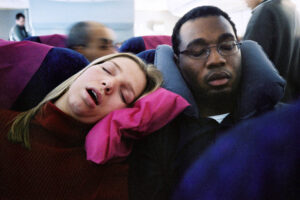 MAURITIUS,17.MAERZ02 -  Ferien auf der Insel Mauritius. Schlafende Passagiere auf dem Flug von British Airways.

photo by Daniel Ammann