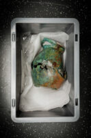 Lausanne, Wadt, 2. November 2011 - Bronzegefaess am Kantonalen Archaeologie Museum in Lausanne .