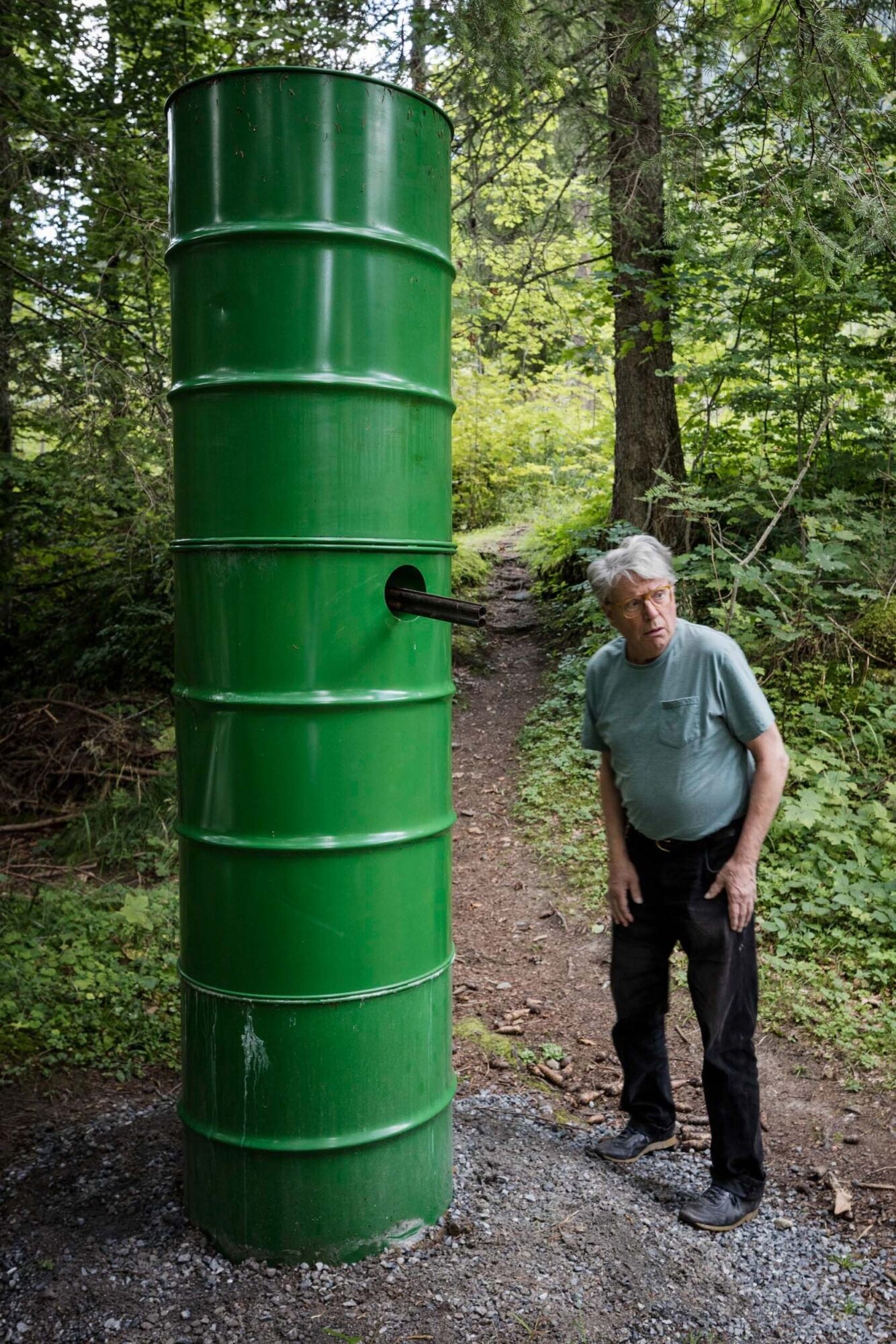 Glarus, Schweiz, 12. September 2016 - Arbeitn von Roman Signer im oeffentlichen Raum, Kunst.