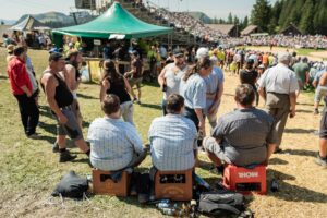 Schwaegalp, St. Gallen, Schweiz, 11. August 2019 - Schwaegalp Schwinget, Berg Kranzfest, Sport.