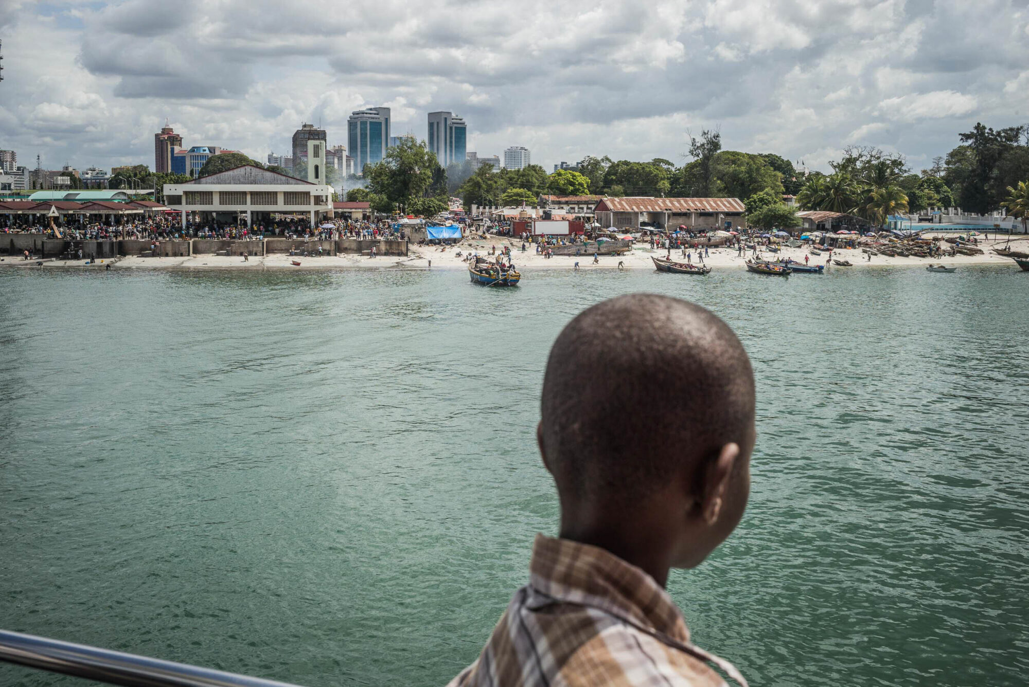 Sansibar, Tansania, 10. Juli 2014  - Reportage Sansibar und Tansania mit Werner Spitteler ueber Malaria, Artemisia Annua, Moringa und Mineralien.