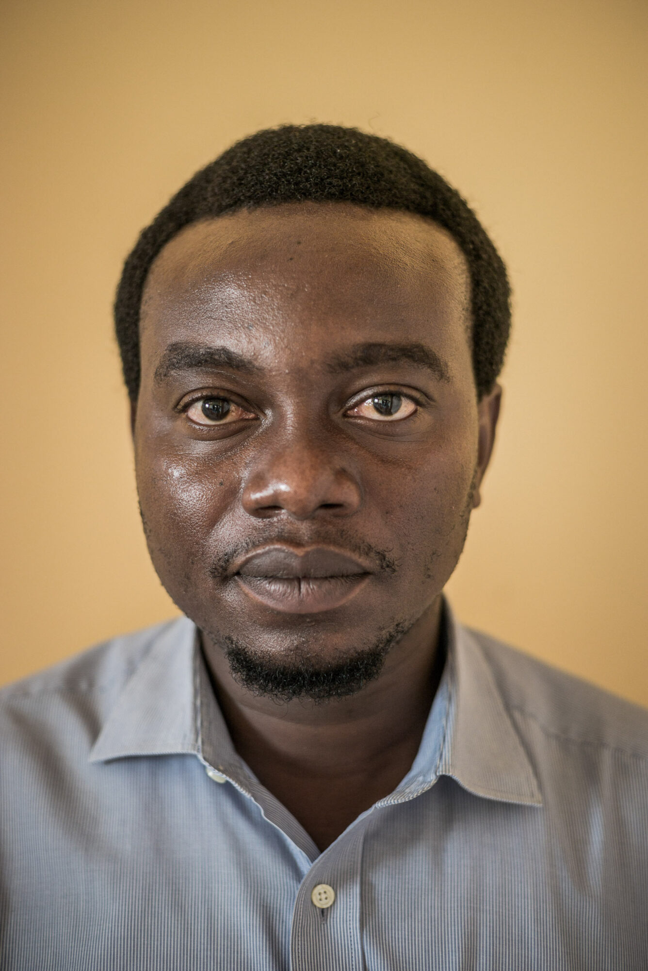 Dar Es Salaam, Tansania, 23. Juli 2014 - Stephen Maurice Mandia, Reportage in Tansania und Sansibar mit Werner Spitteler ueber Malaria, Artemisia Annua, Moringa und Mineralien.