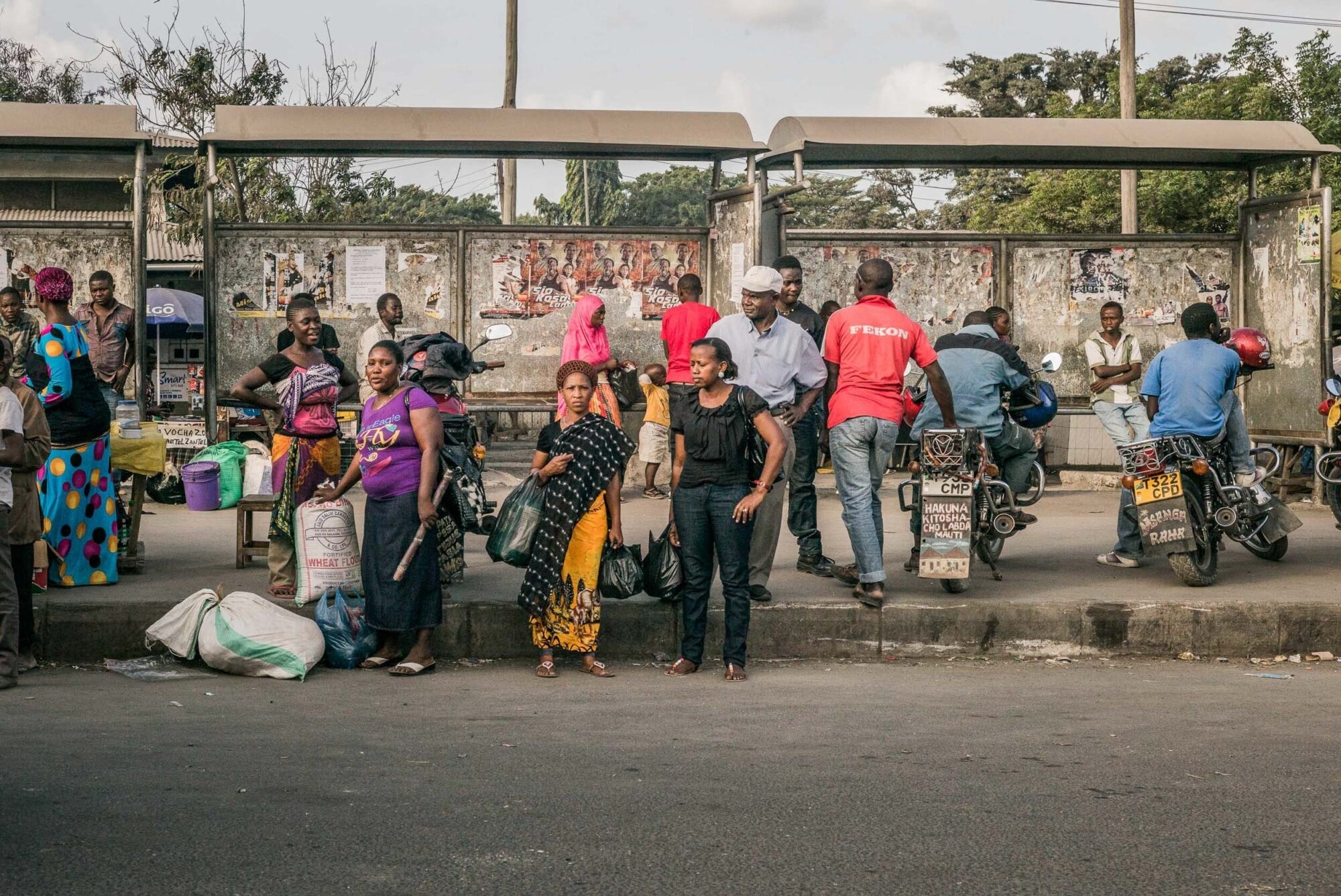 Dar Es Salaam, Tansania, 24. Juli 2014 - Flug von Dar Es Salaam nach Zuerich, Reportage in Tansania und Sansibar mit Werner Spitteler ueber Malaria, Artemisia Annua, Moringa und Mineralien.