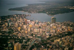 Dar Es Salaam, Tansania, 5. Juli 2014  - Reportage in Tansania mit Werner Spitteler ueber Malaria, Artemisia Annua, Moringa und Mineralien.