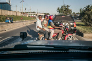 Dar Es Salaam, Tansania, 5. Juli 2014  - Reportage in Tansania mit Werner Spitteler ueber Malaria, Artemisia Annua, Moringa und Mineralien.
