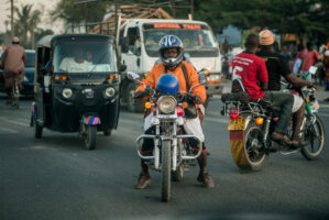 Dar Es Salaam, Tansania, 5. Juli 2014  - Reportage in Tansania mit Werner Spitteler ueber Malaria, Artemisia Annua, Moringa und Mineralien.
