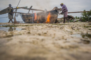 Sansibar, Tansania, 13. Juli 2014  - Ferien auf Sansibar mit Lilli, Marie und Nadja. Reportage in Tansania und Sansibar mit Werner Spitteler ueber Malaria, Artemisia Annua, Moringa und Mineralien.