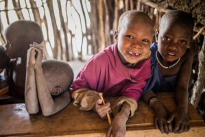 Dar Es Salaam, Tansania, 18. Juli 2014  - Massai Dorf. Reportage in Tansania und Sansibar mit Werner Spitteler ueber Malaria, Artemisia Annua, Moringa und Mineralien.