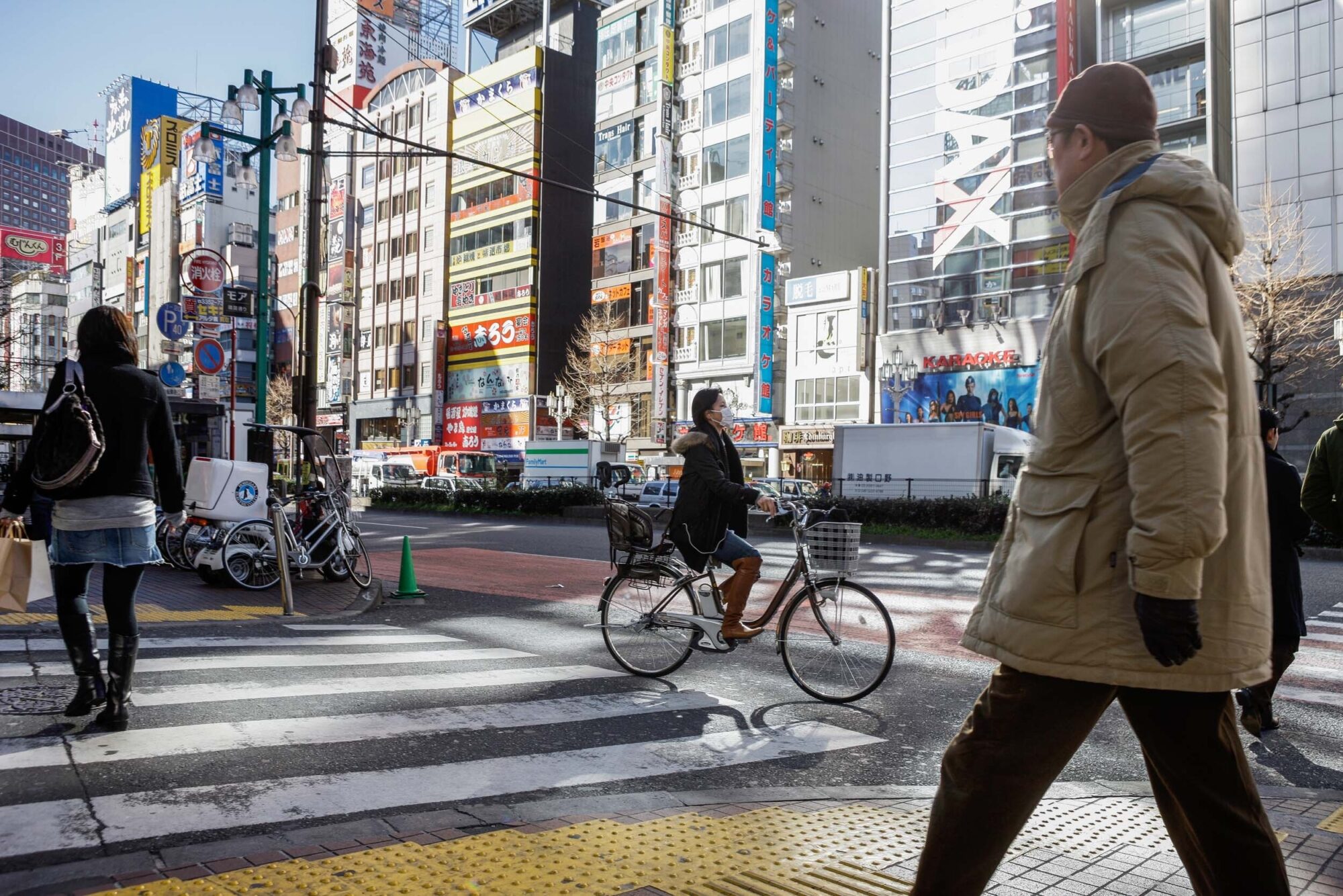 Tokio, Japan, 17. Februar 2009 - Tokio, Hauptstadt von Japan. Menschen auf der Strasse, Strassen Szene.

Photo by Daniel Ammann
