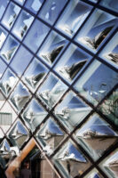 Tokio, Japan, 15. Februar 2009 - Tokio, Hauptstadt von Japan. Architektur und Menschen auf der Strasse.

Photo by Daniel Ammann