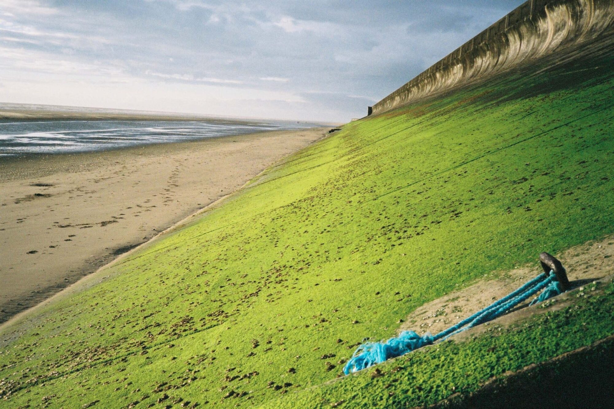 ENGLAND,1.AUGUST02 - Bilder der Reise durch das Koenigreich England von Nadja Tarnutzer und Daniel Ammann. Buchprojekt England 2002. Abendstimmung am Strand von Blackpool.

photo by Daniel Ammann