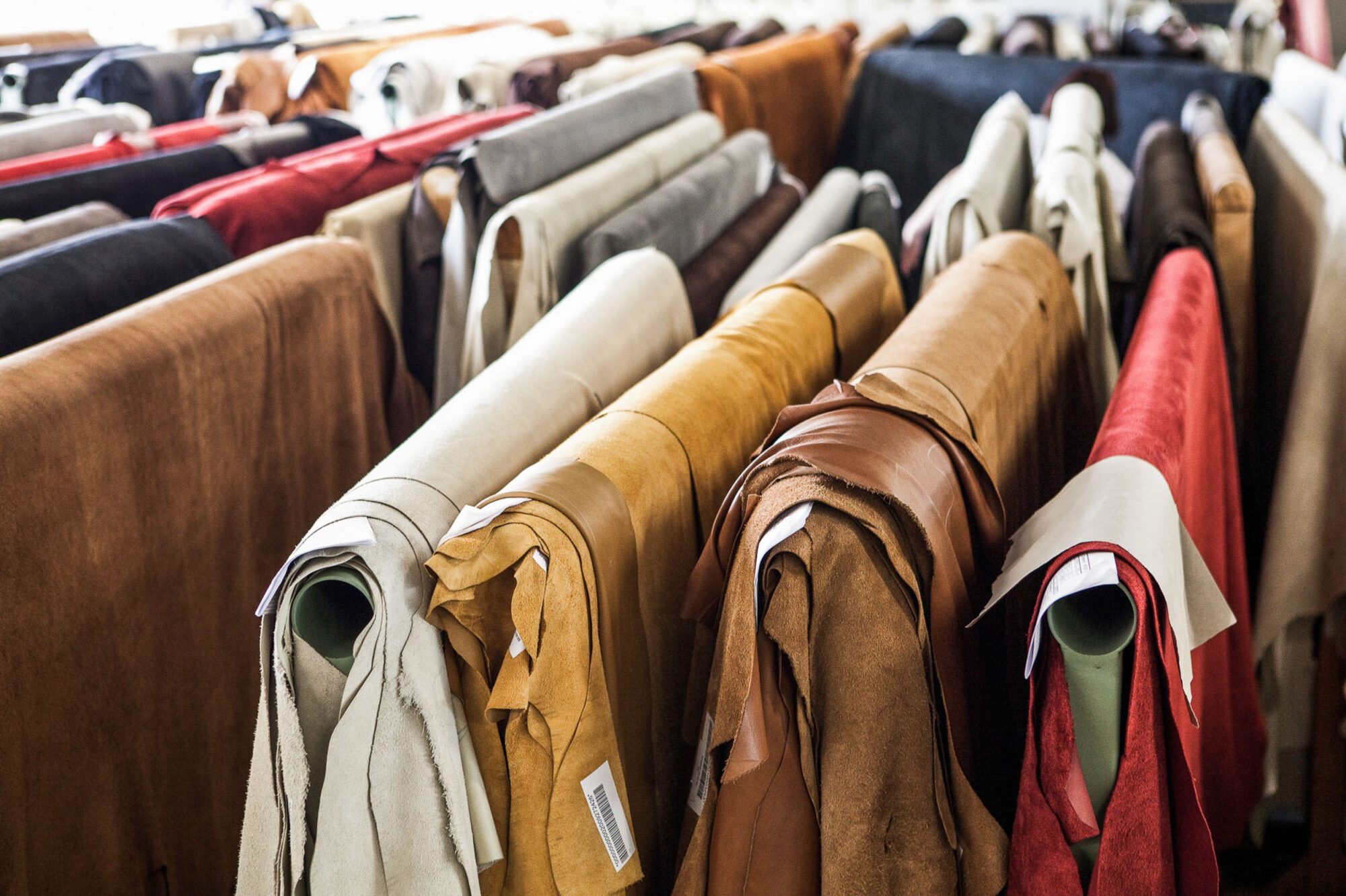 Deutschland, Herrenberg, 26. April 2010 - Firma Walter Knoll, Produktion von hochwertigen Mobilien wie Stuhl, Sessel, Tisch, Sofa, Bank.