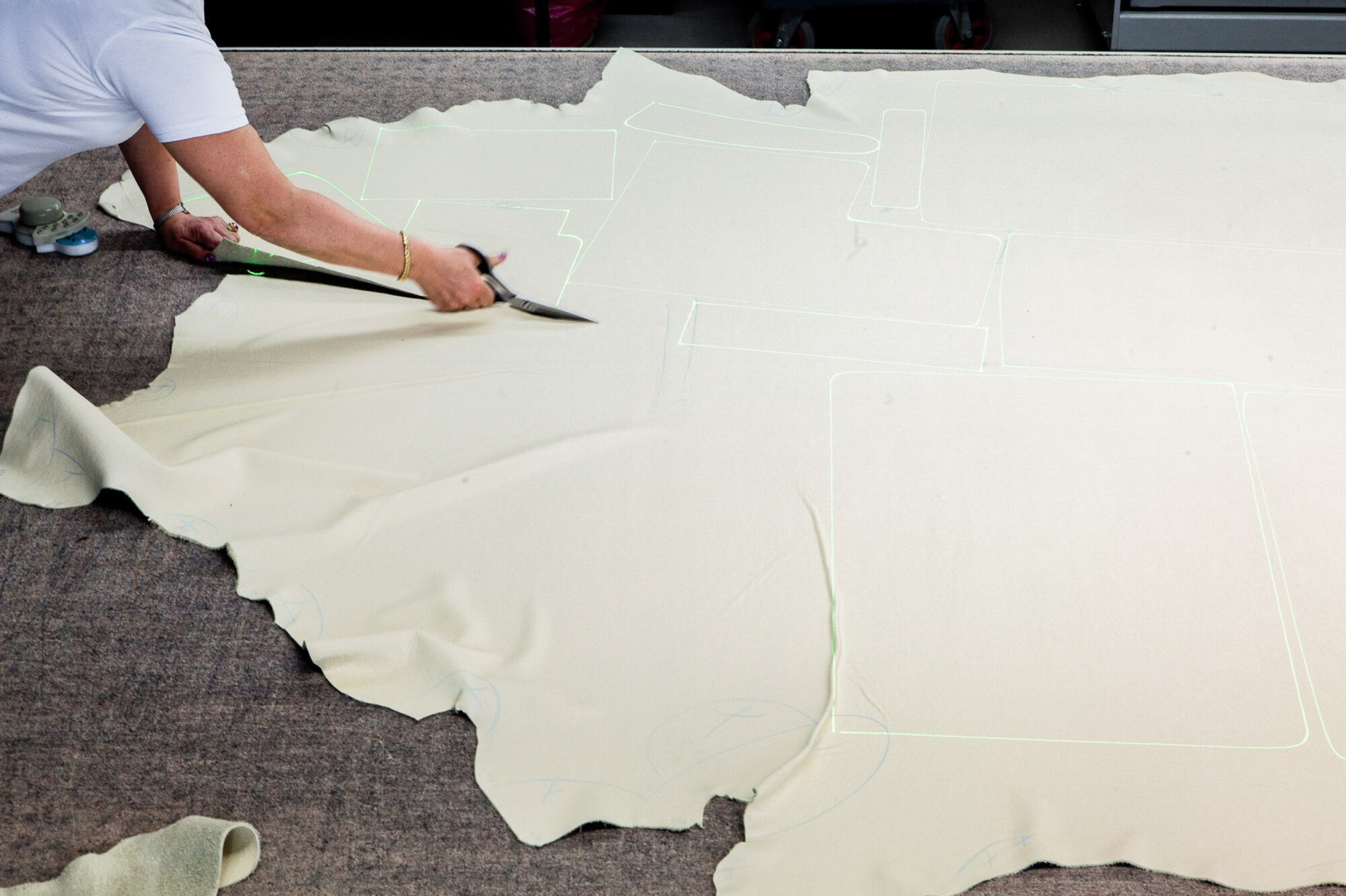 Deutschland, Herrenberg, 26. April 2010 - Firma Walter Knoll, Produktion von hochwertigen Mobilien wie Stuhl, Sessel, Tisch, Sofa, Bank.